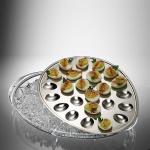 eggs stay fresh and pretty on stainless steel ice tray